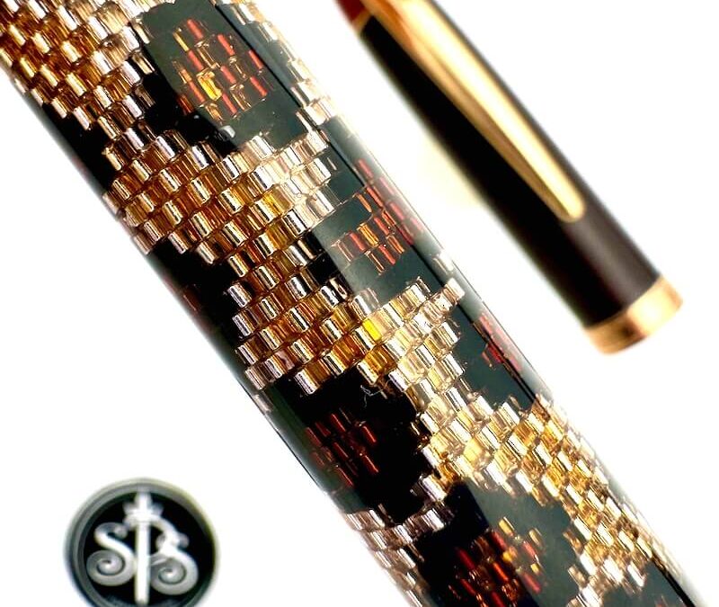 Supple Snakeskin beaded fountain pen