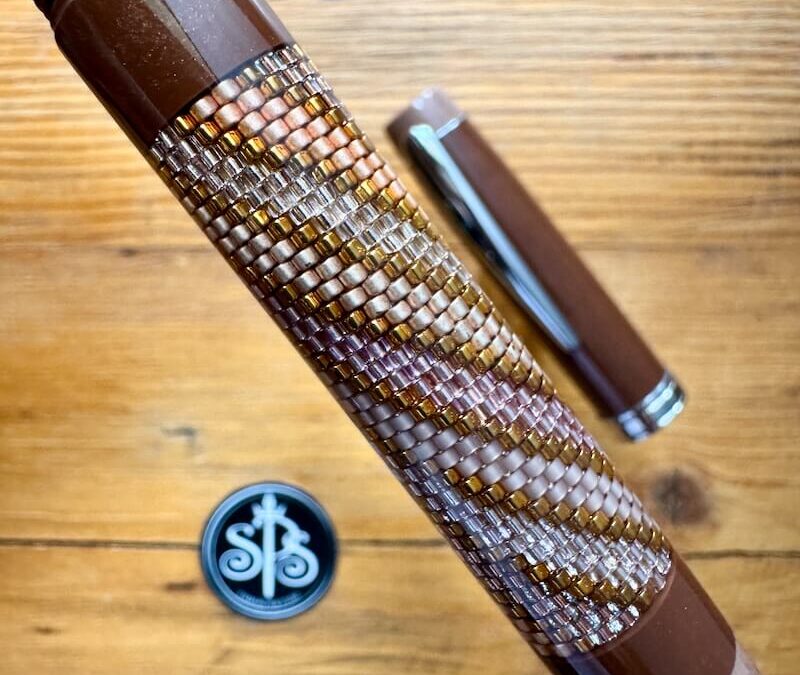 Svelte beaded fountain pen