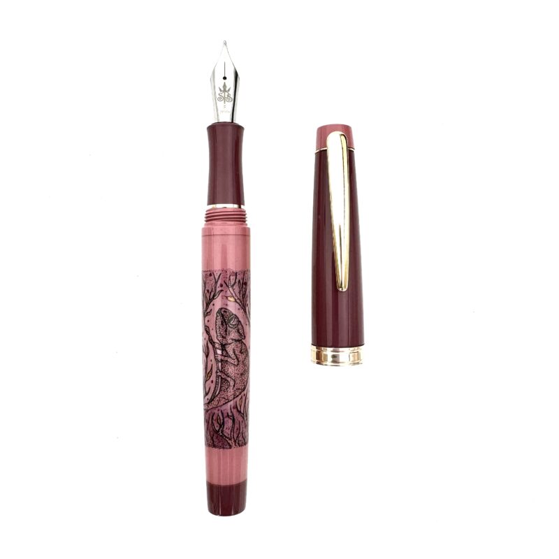 Chameleon hand-painted Intwana fountain pen - Image 3